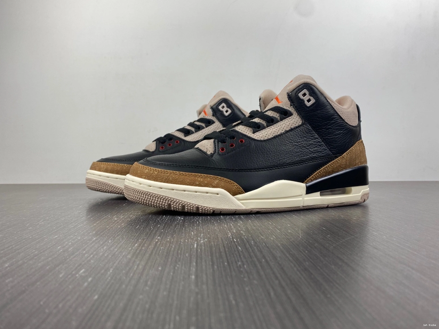 Jordan CT8532-008 Air Desert Cement 3 0315